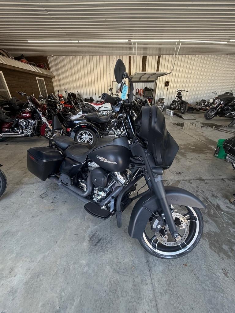 Harley-Davidson FLHX103  2014