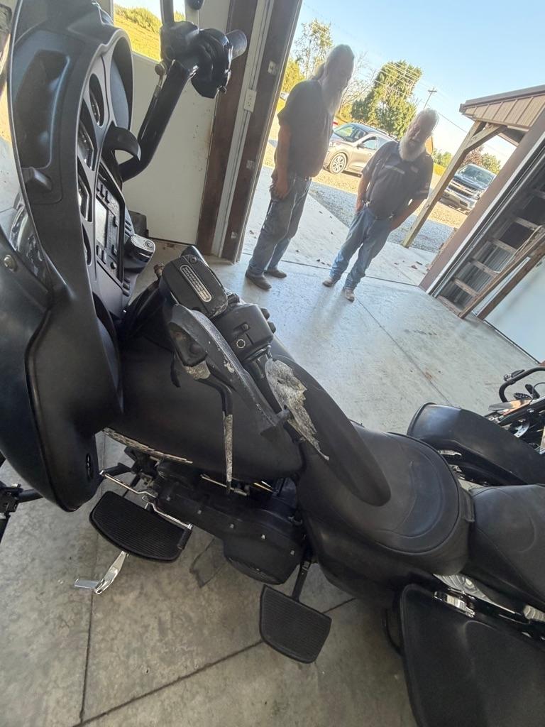 Harley-Davidson FLHX103  2014