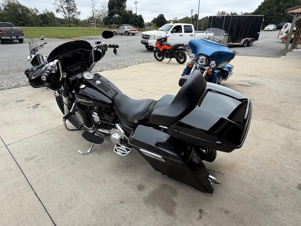 Harley-Davidson FLHRC  2007
