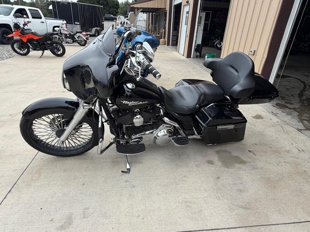 Harley-Davidson FLHRC  2007