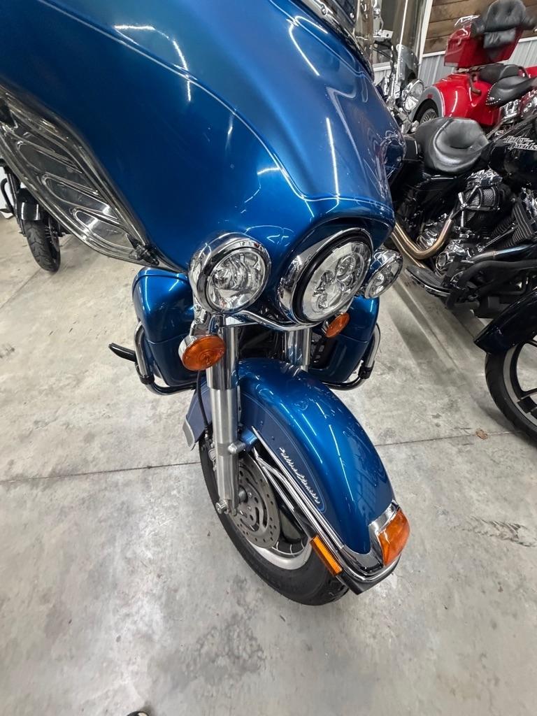 Harley-Davidson FLHTCUI  2005