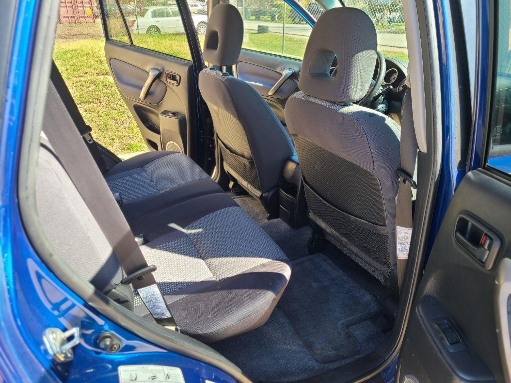 Toyota RAV4 4dr Limited 4-cyl (Natl) 2004