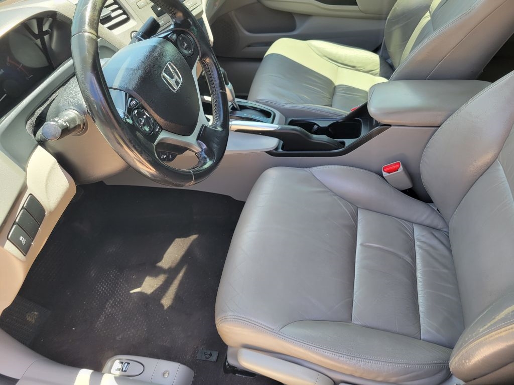 Honda Civic Hybrid 4dr Sdn L4 CVT w/Leather 2012