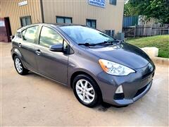 2014 Toyota Prius c 