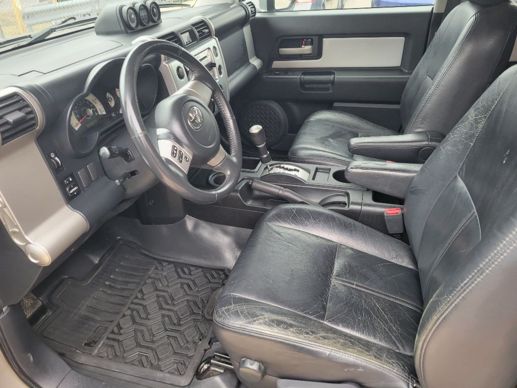 Toyota FJ Cruiser RWD 4dr Auto (Natl) 2008
