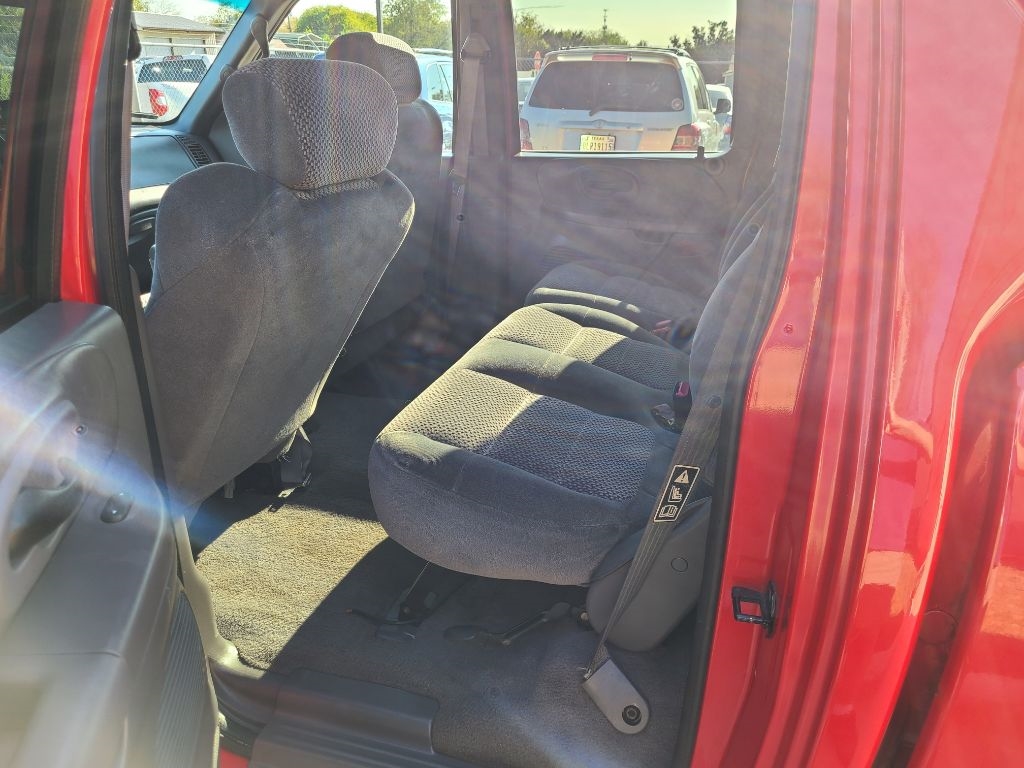 Ford F-150 SuperCrew Crew Cab 139" XLT 2001