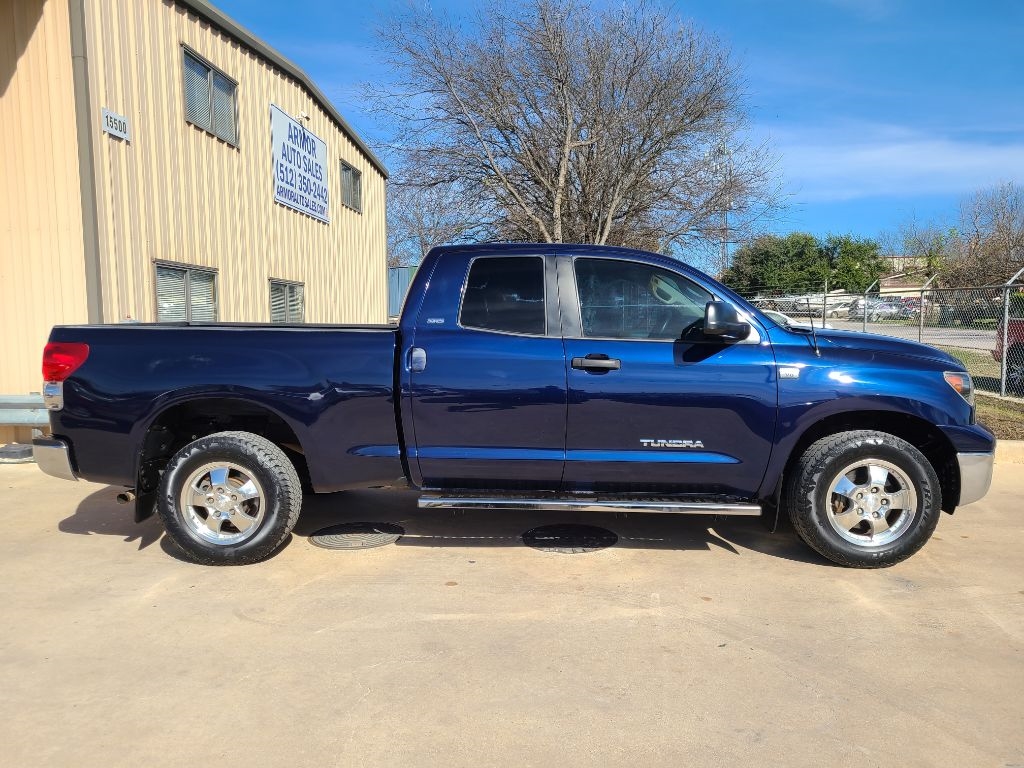 Toyota Tundra 2WD Double 145.7" 4.7L V8 SR5 (Natl 2007