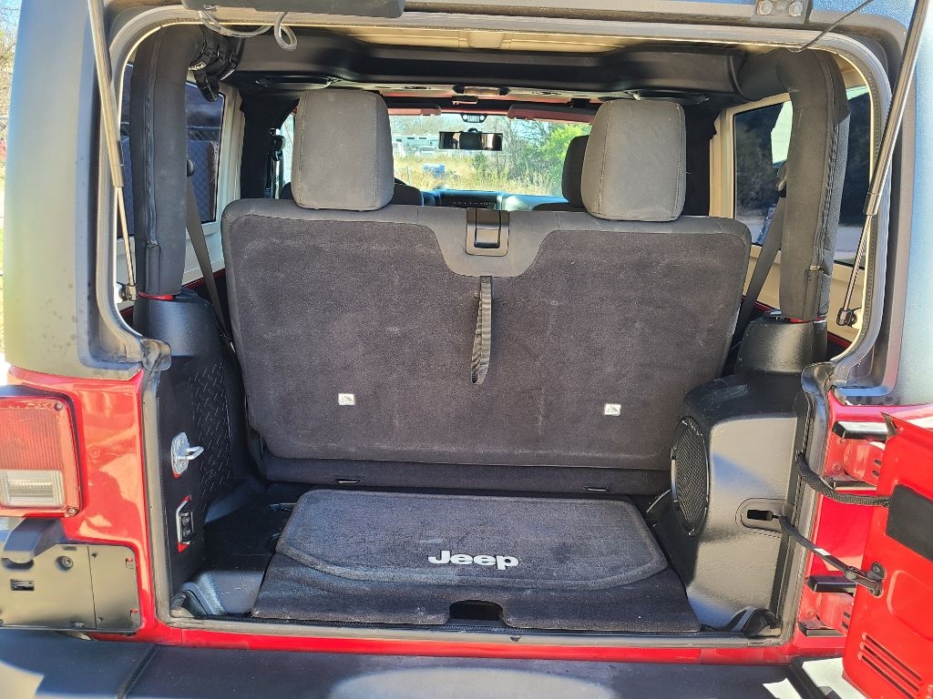 Jeep Wrangler 4WD 2dr Sport 2011