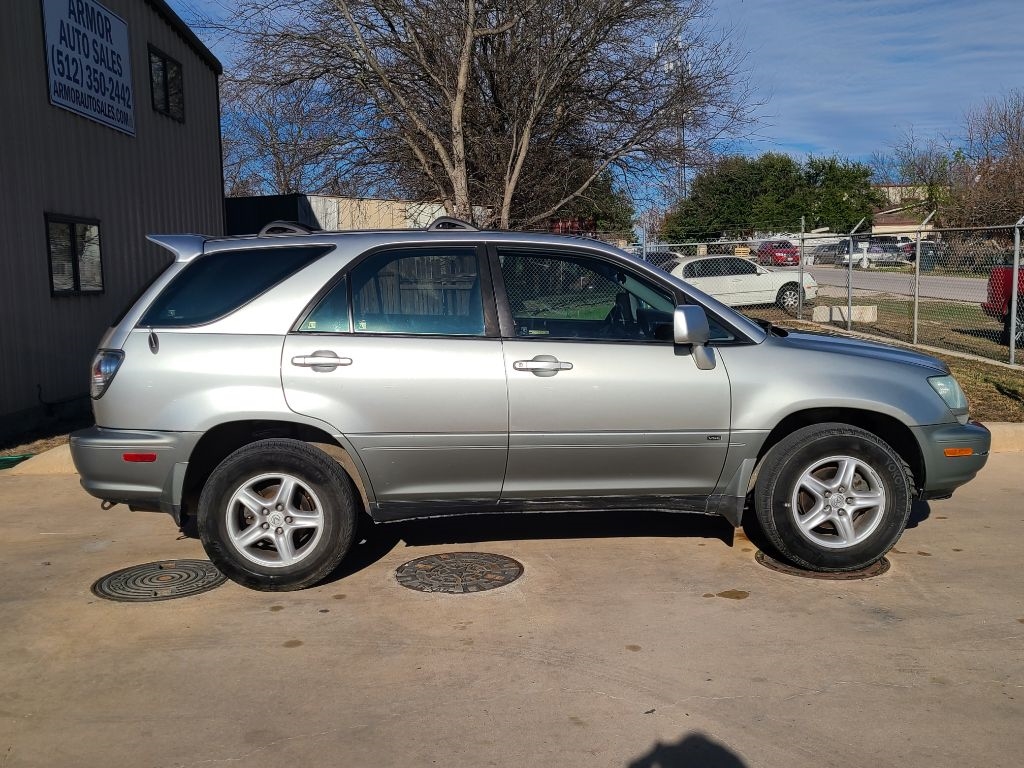 Lexus RX 300 4dr SUV 2001