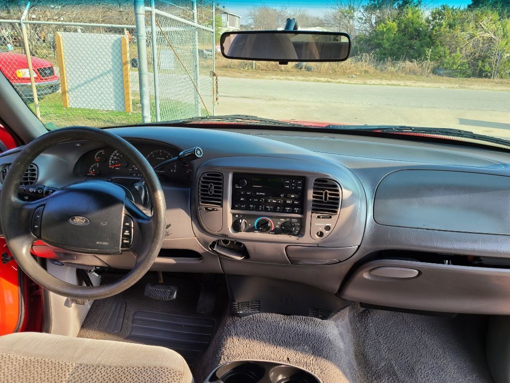 Ford F-150 Supercab 139" 1999