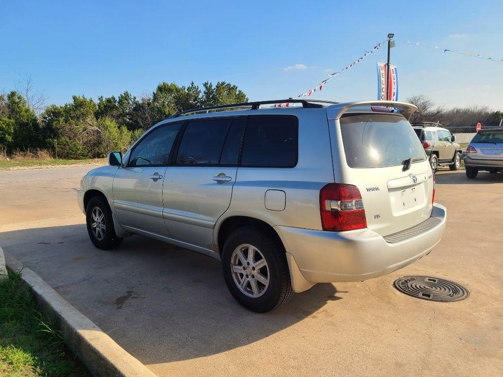 Toyota Highlander 4dr V6 (Natl) 2005