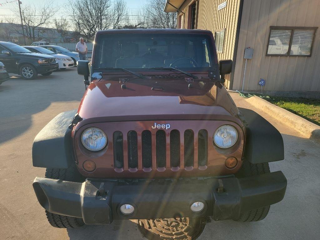 Jeep Wrangler Unlimited 4WD 4dr Sport 2010