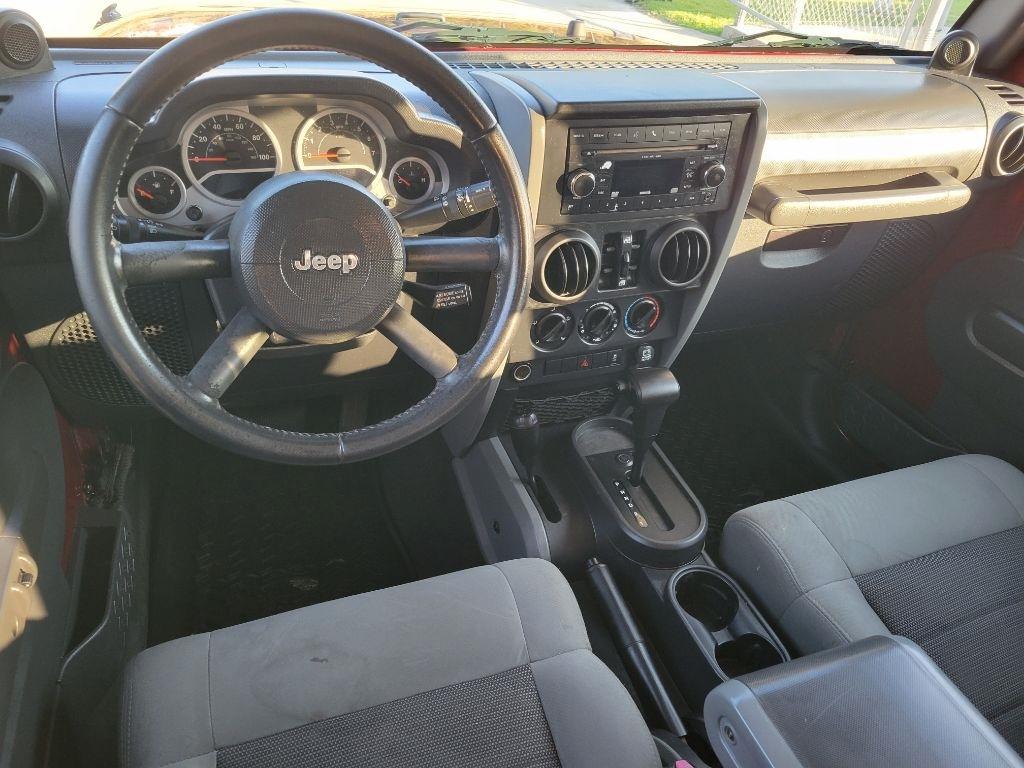 Jeep Wrangler Unlimited 4WD 4dr Sport 2010