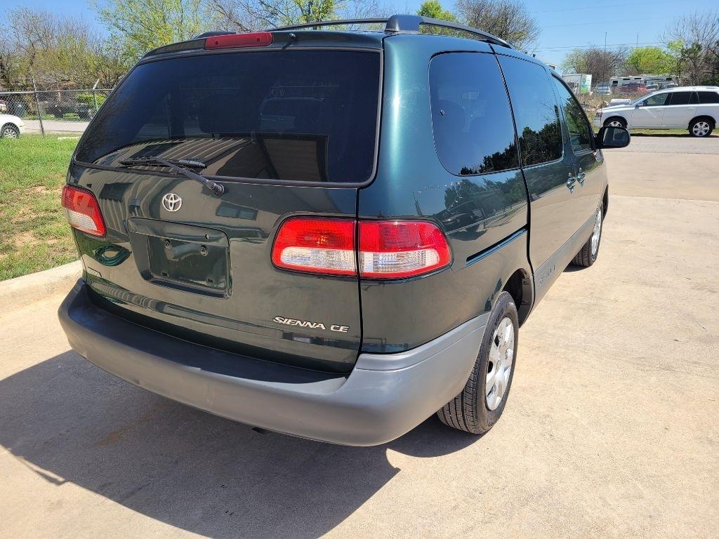 Toyota Sienna 5dr CE (Natl) 2003