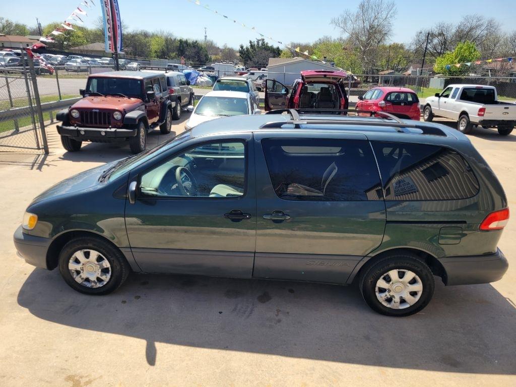 Toyota Sienna 5dr CE (Natl) 2003