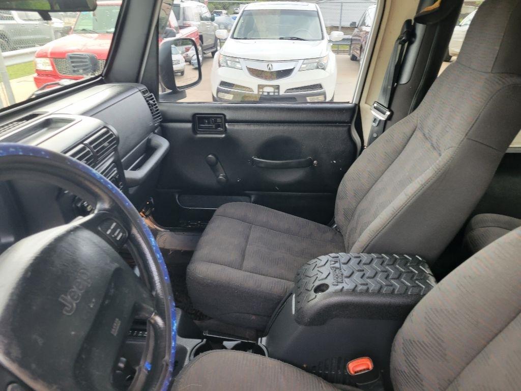 Jeep Wrangler 2dr X 2004