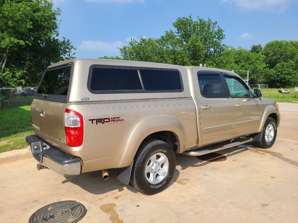 Toyota Tundra DoubleCab V8 SR5 (Natl) 2005
