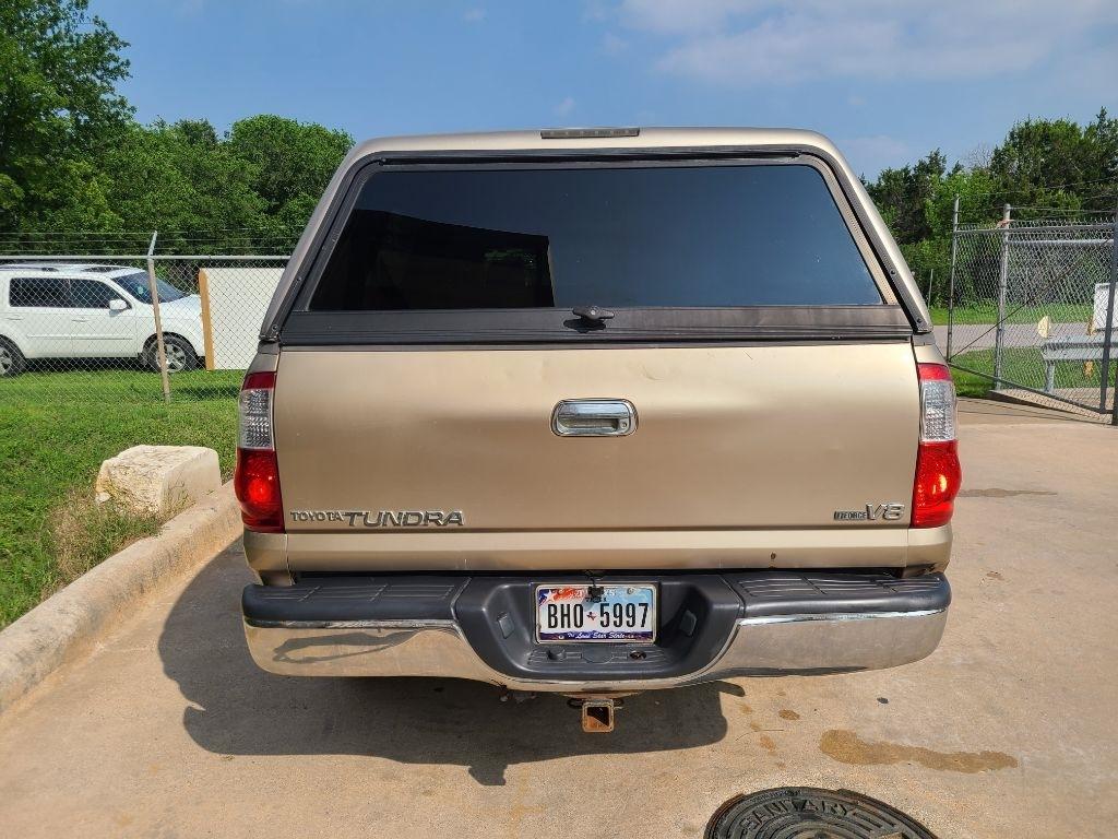 Toyota Tundra DoubleCab V8 SR5 (Natl) 2005