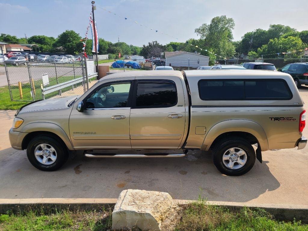 Toyota Tundra DoubleCab V8 SR5 (Natl) 2005