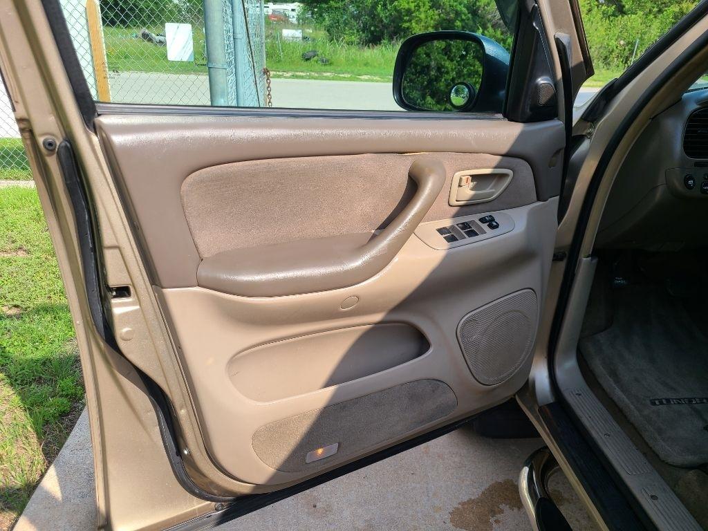 Toyota Tundra DoubleCab V8 SR5 (Natl) 2005