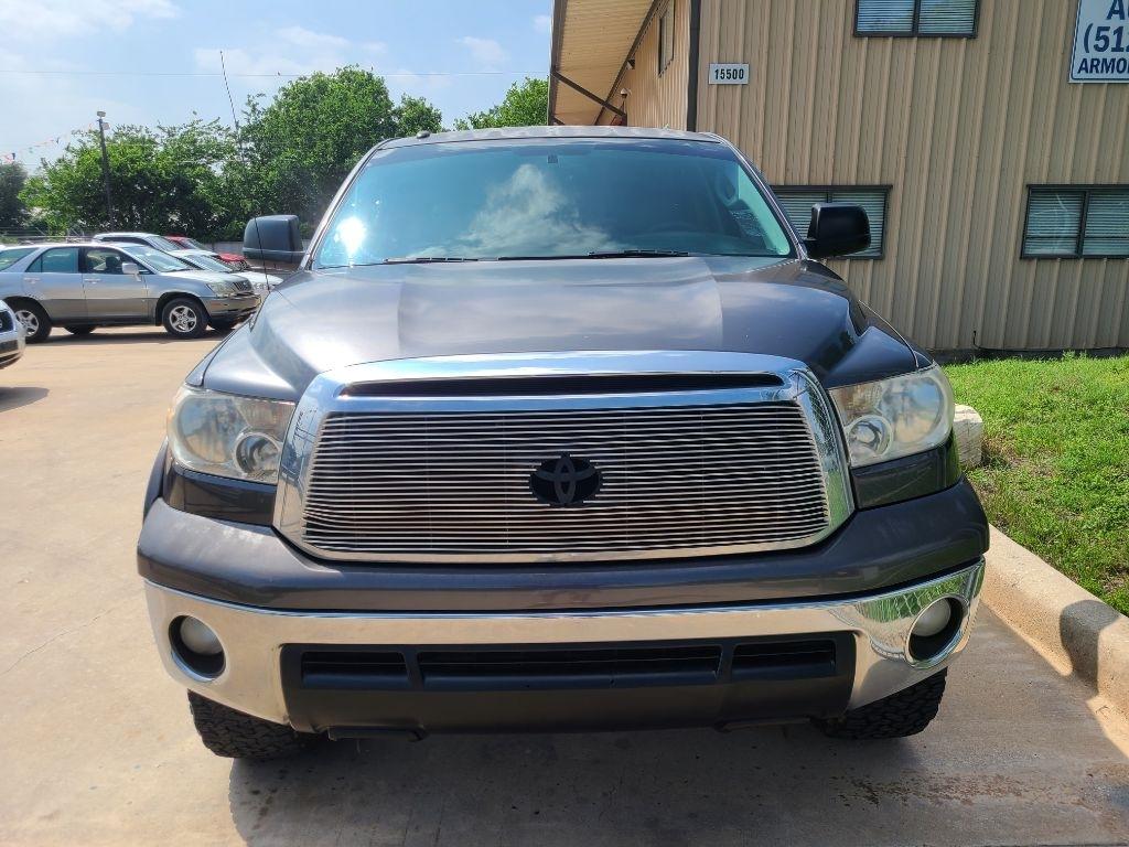 Toyota Tundra 2WD Truck CrewMax 4.6L V8 6-Spd AT (Natl) 2013