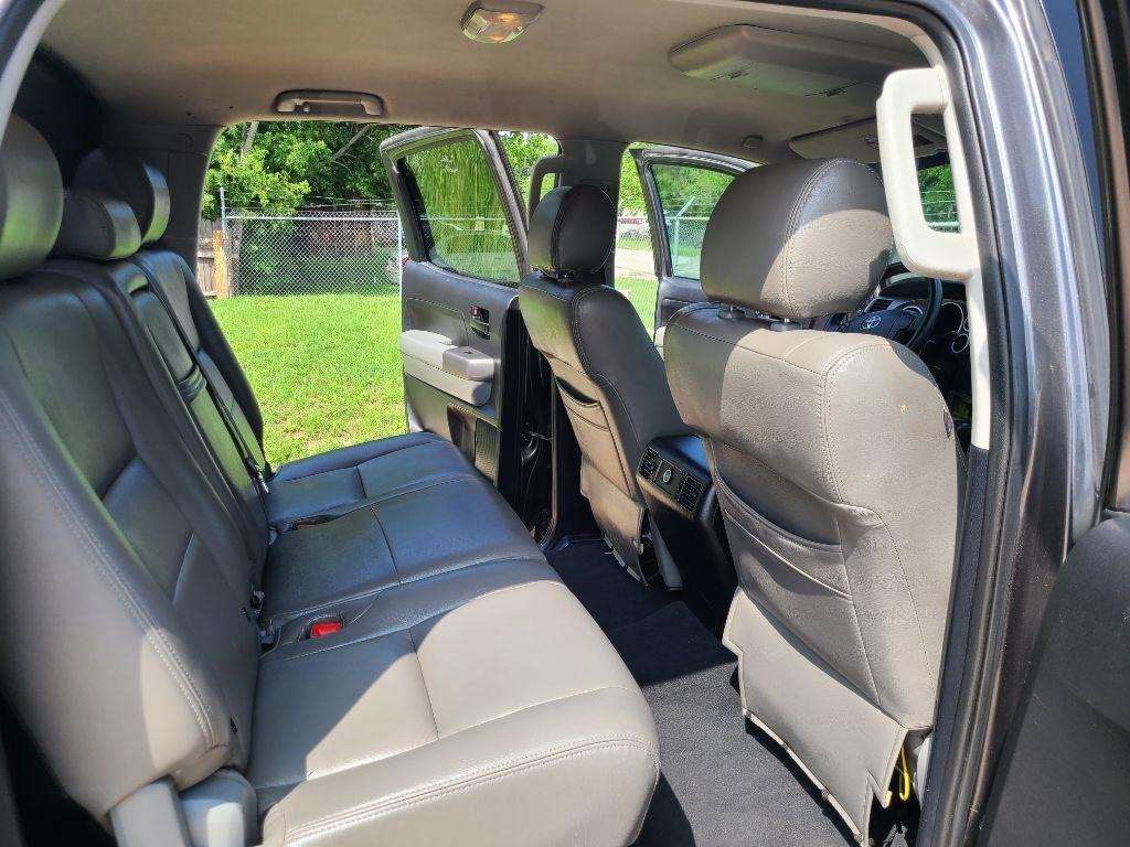 Toyota Tundra 2WD Truck CrewMax 4.6L V8 6-Spd AT (Natl) 2013