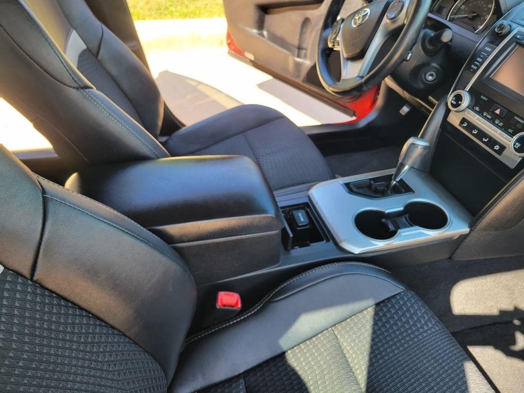 Toyota Camry 4dr Sdn I4 Auto SE Sport Limited Edition (Natl) 2012