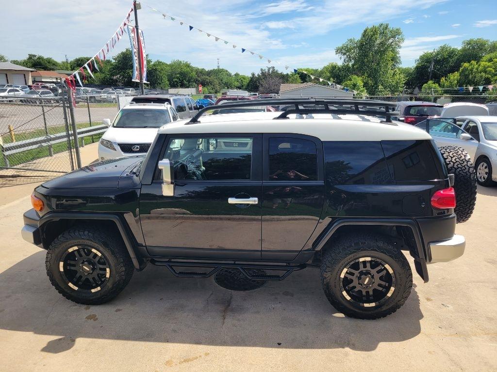 Toyota FJ Cruiser 2WD 4dr Auto (Natl) 2007