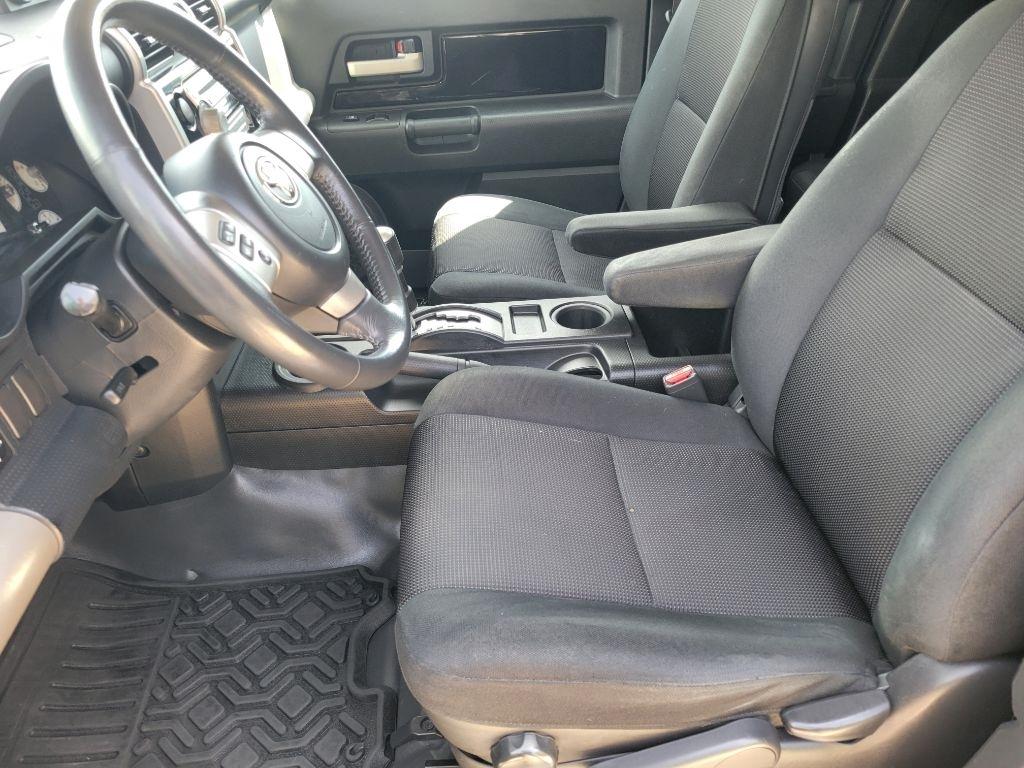 Toyota FJ Cruiser 2WD 4dr Auto (Natl) 2007