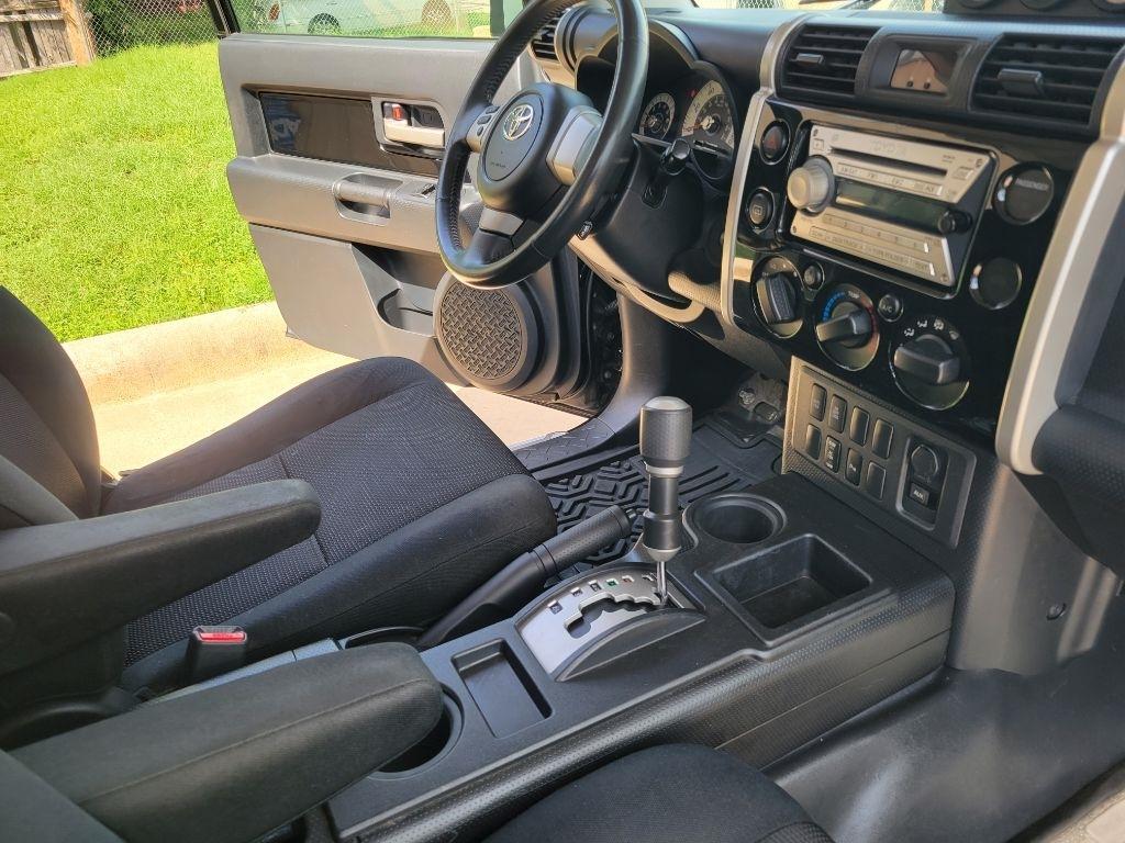 Toyota FJ Cruiser 2WD 4dr Auto (Natl) 2007