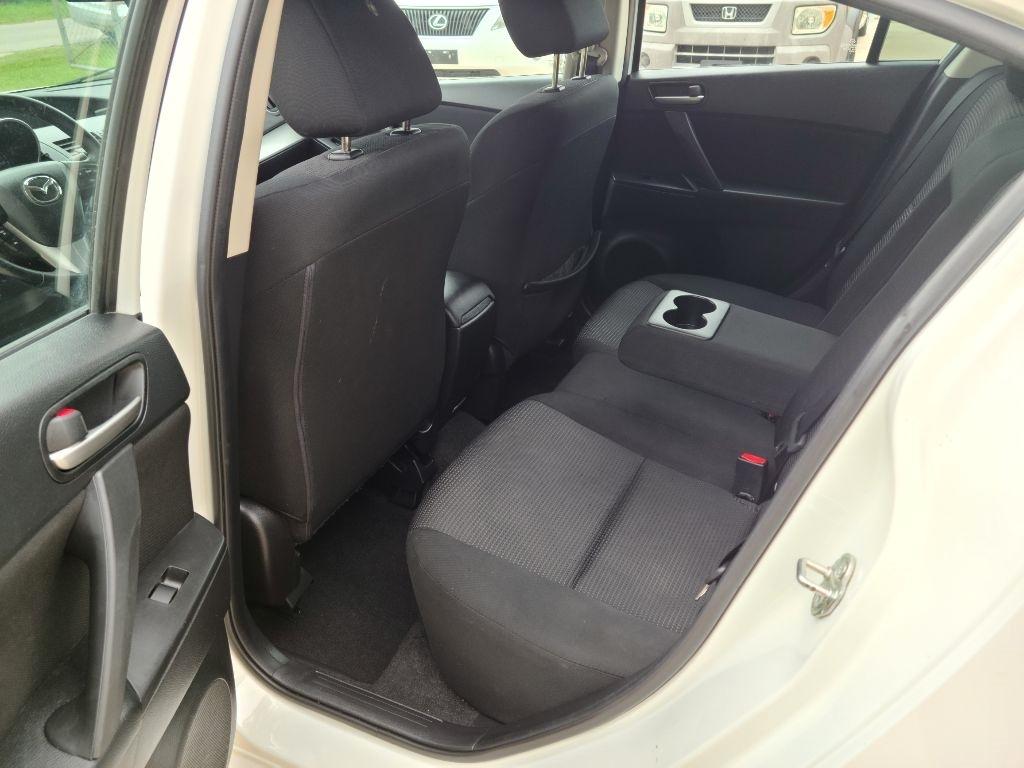 Mazda MAZDA3 4dr Sdn Man i Touring 2013