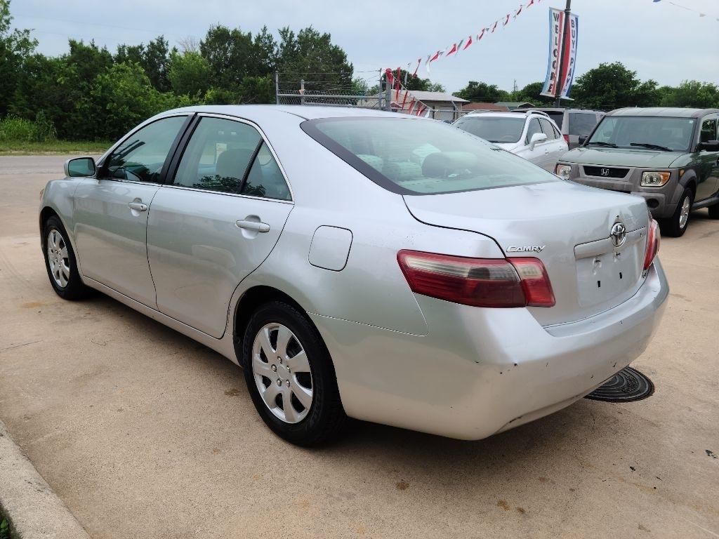 Toyota Camry 4dr Sdn I4 Man LE (Natl) 2008
