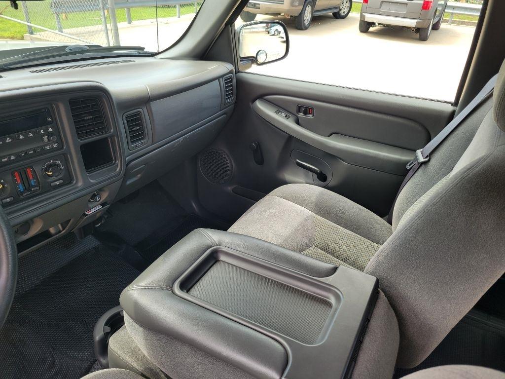 Chevrolet Silverado 1500 Ext Cab 143.5" WB 2WD LS 2006