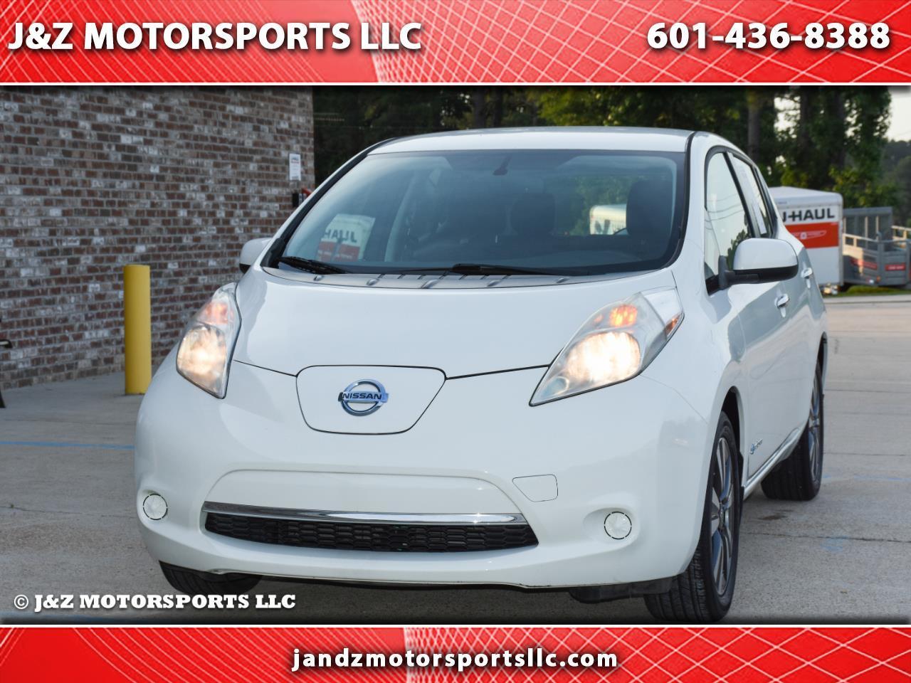 2016 Nissan Leaf SV's photo