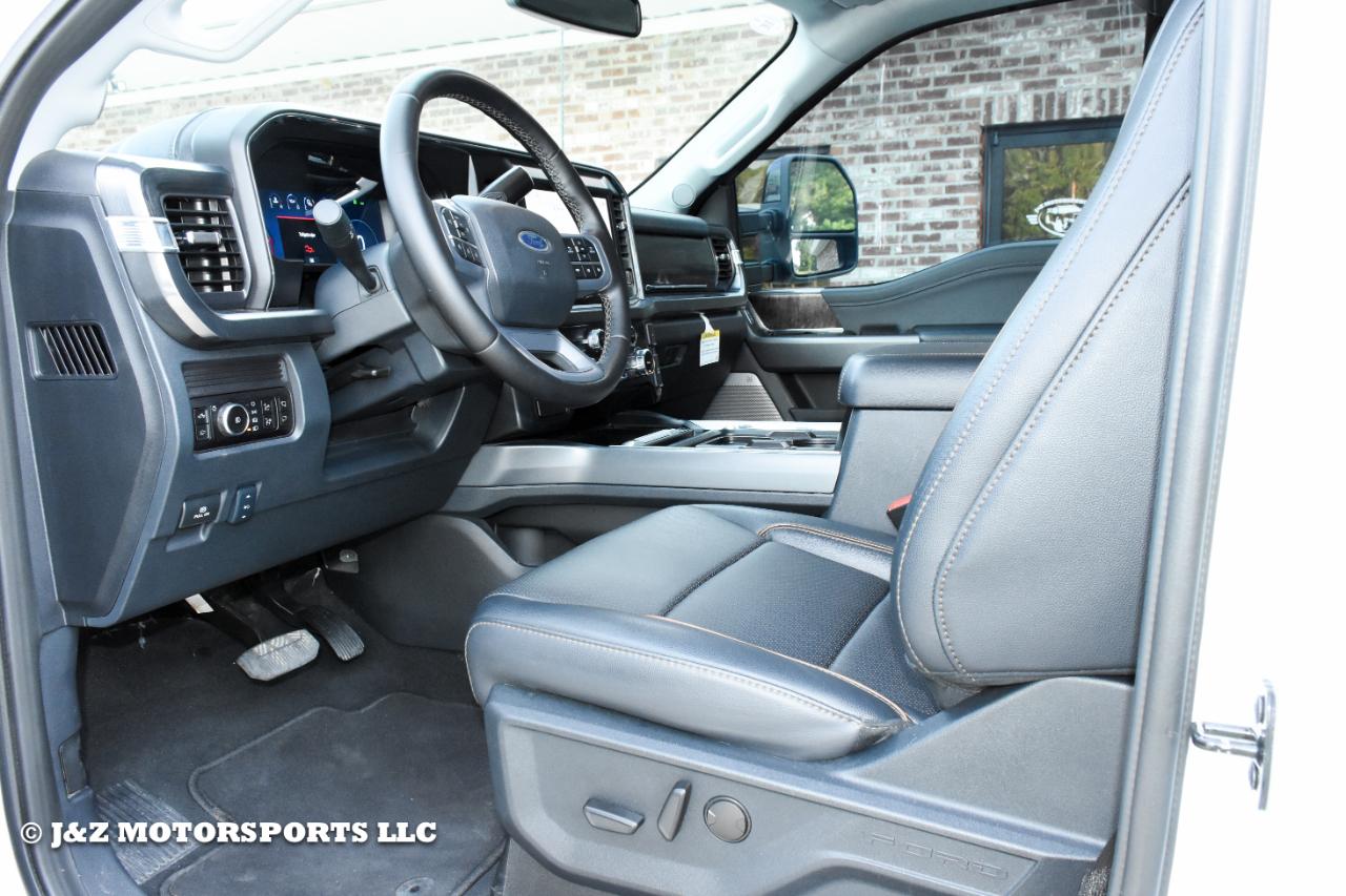 2025 Ford F-250 Super Duty Lariat - Photo 12