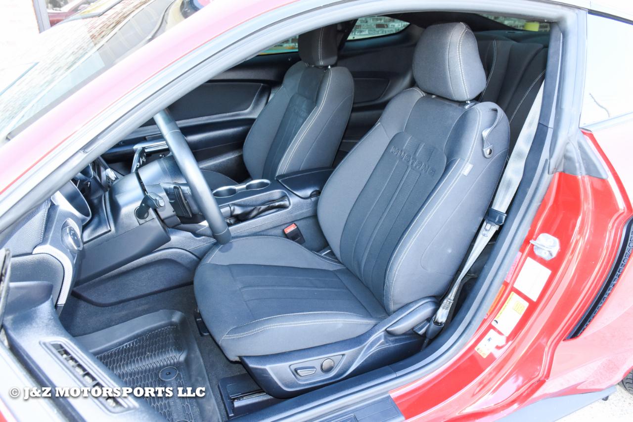 2022 Ford Mustang GT - Photo 10