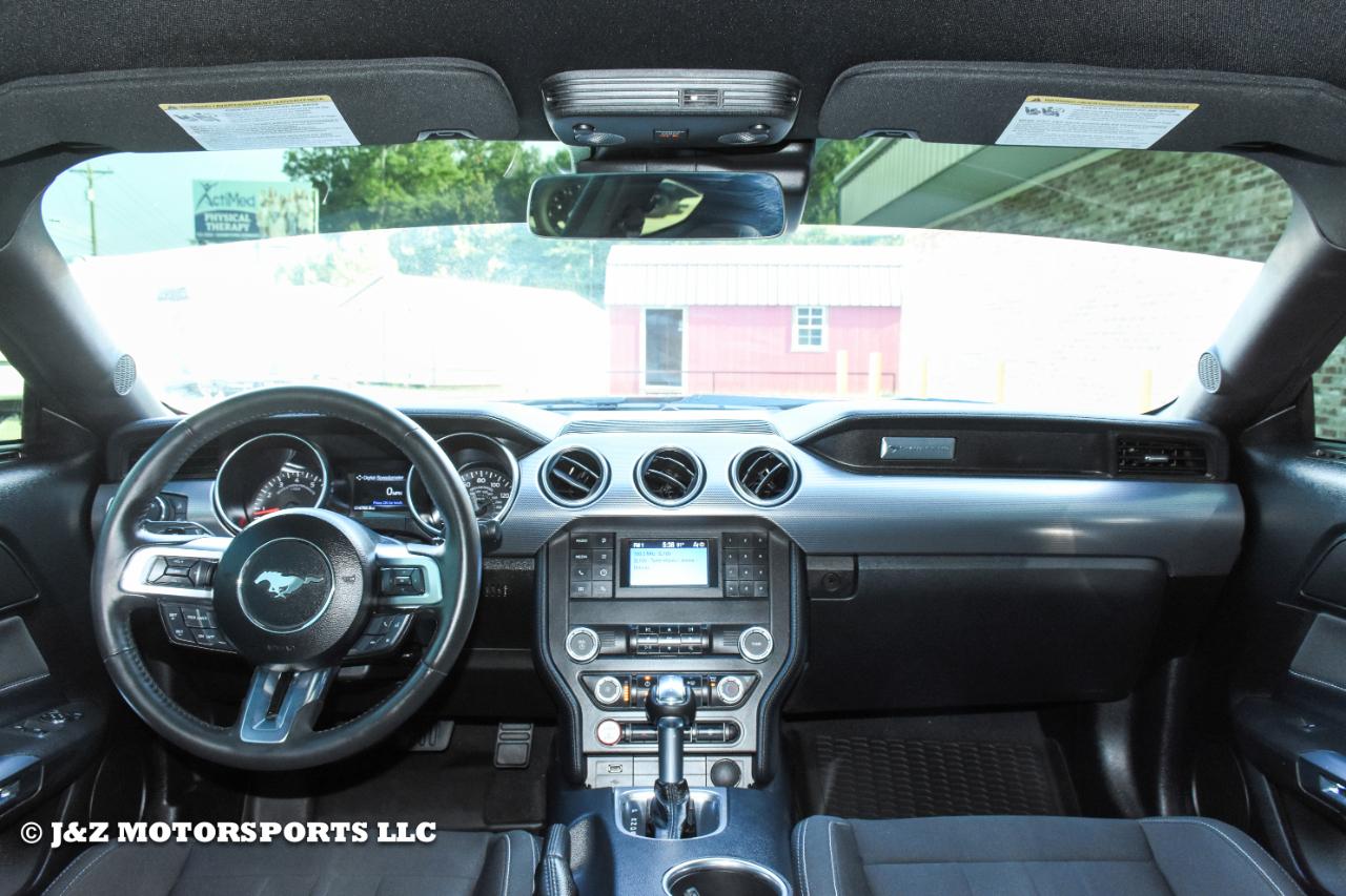 2022 Ford Mustang GT - Photo 20