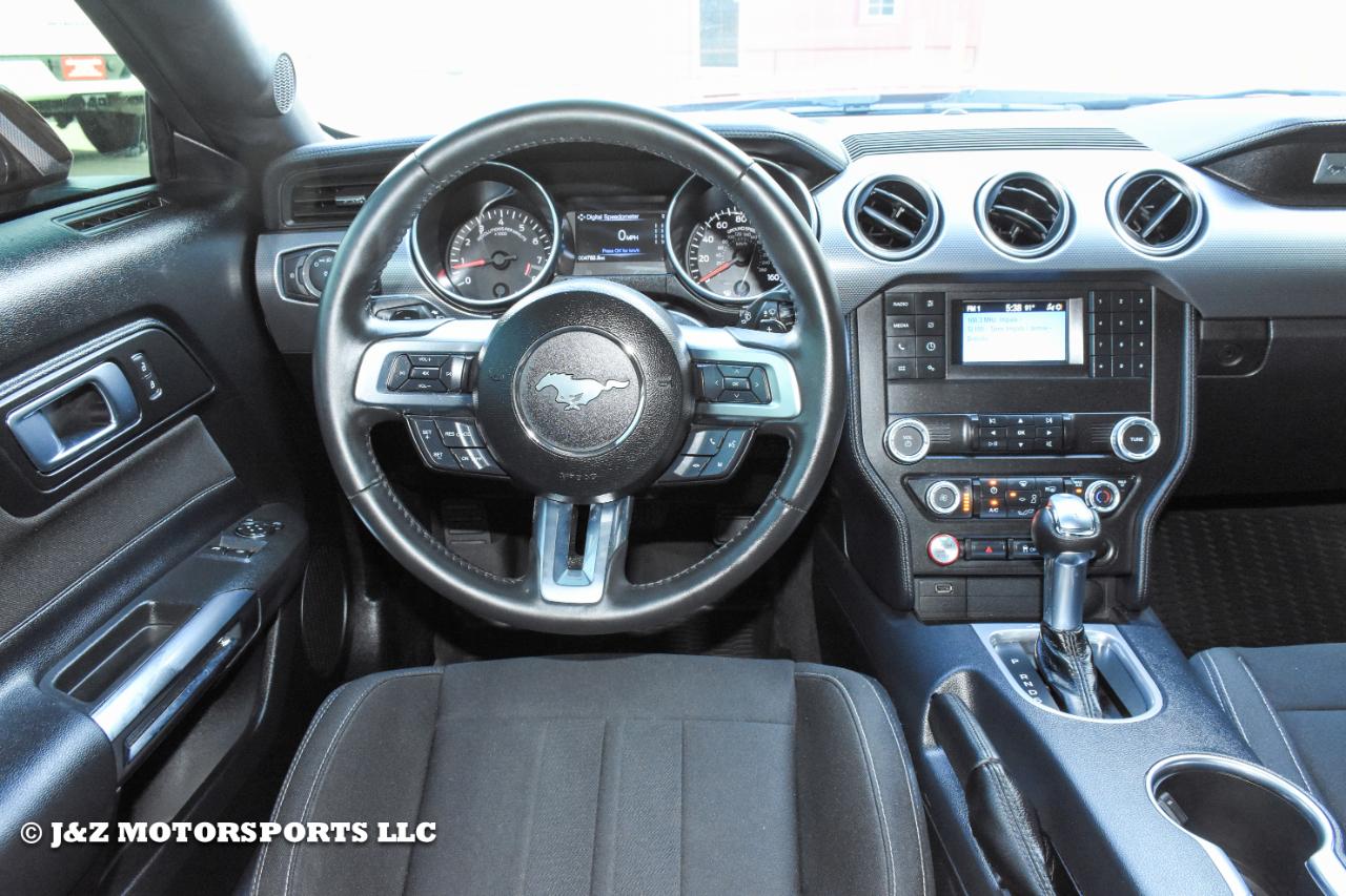 2022 Ford Mustang GT - Photo 21