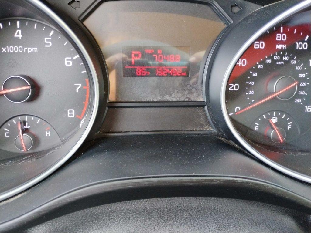 Kia Sedona LX 2015