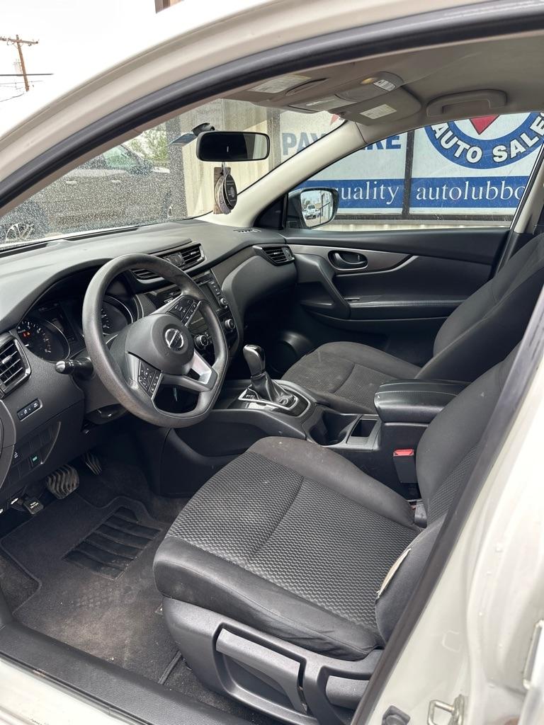 Nissan Rogue Sport S 2019