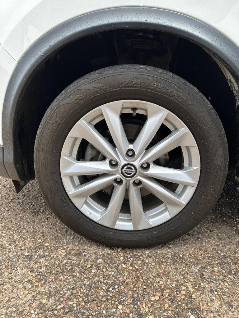 Nissan Rogue Sport S 2019