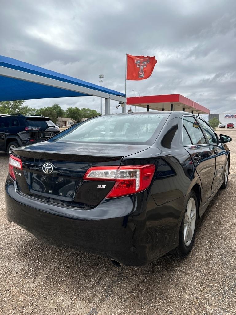 Toyota Camry L 2012