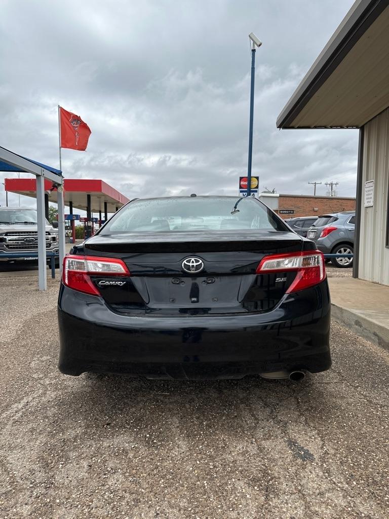 Toyota Camry L 2012