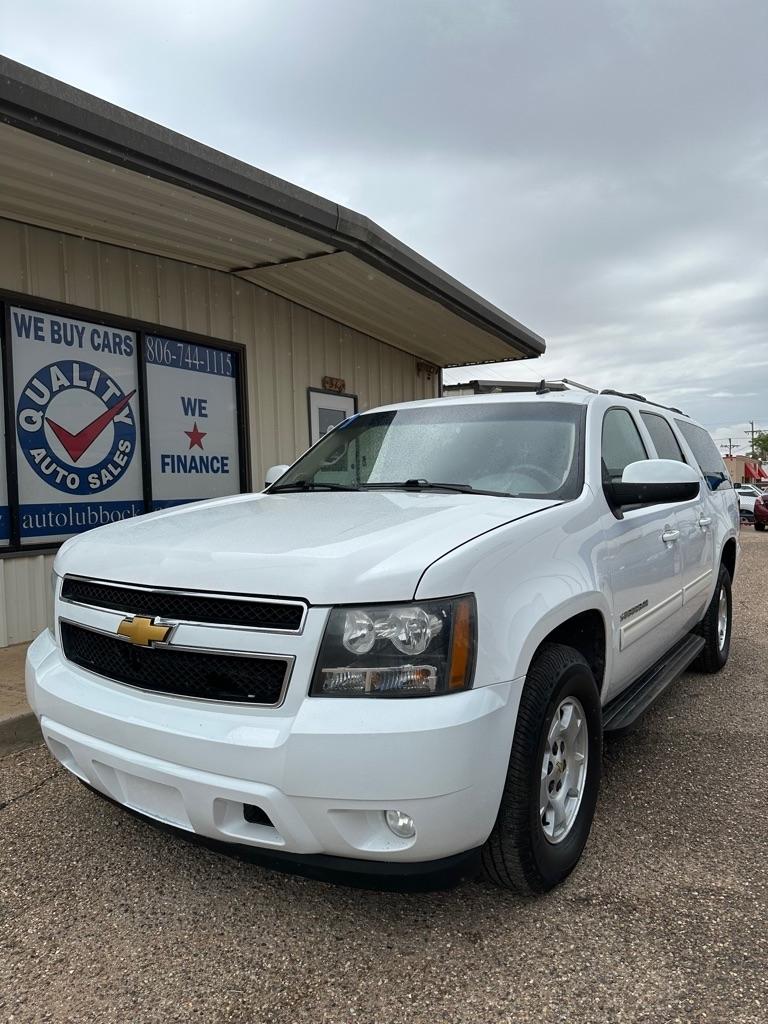 Chevrolet Suburban LT 1500 2WD 2014