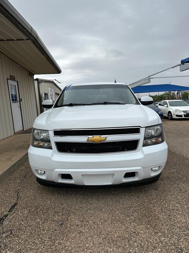 Chevrolet Suburban LT 1500 2WD 2014