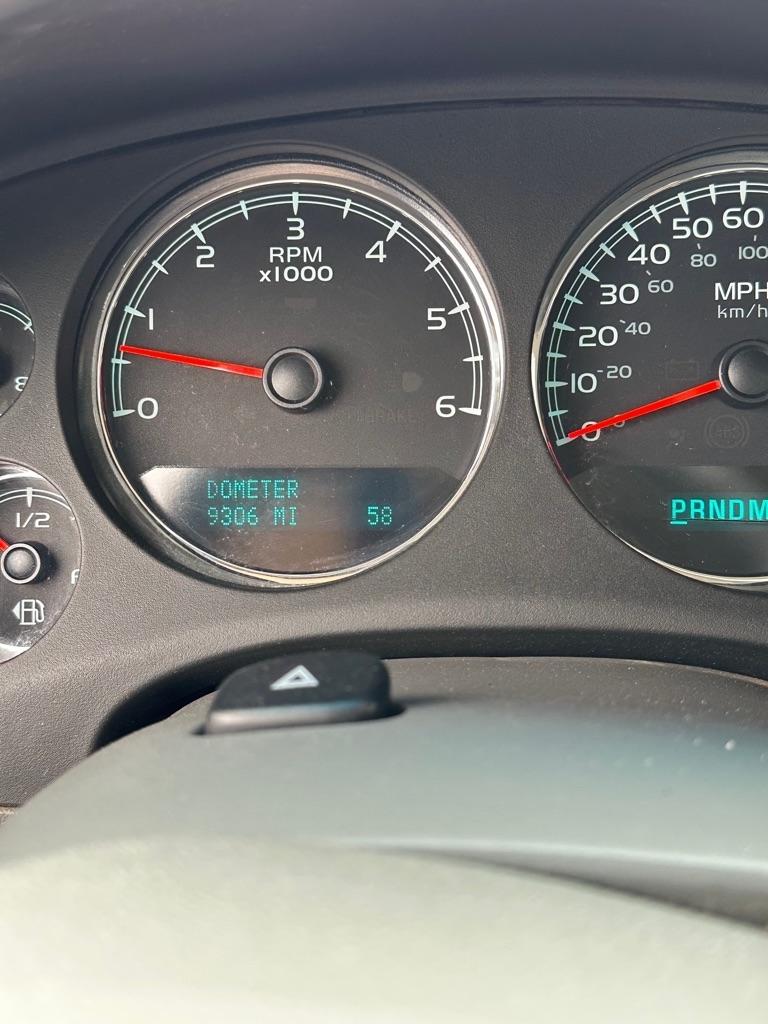 Chevrolet Suburban LT 1500 2WD 2014