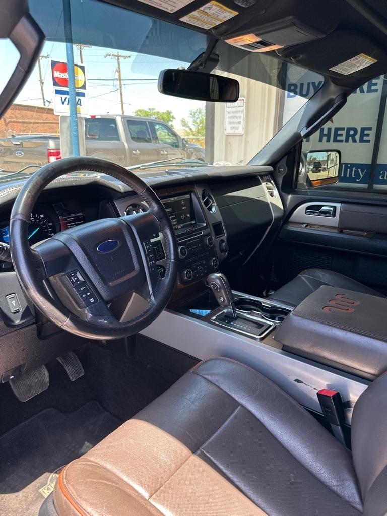 Ford Expedition XLT 4WD 2015