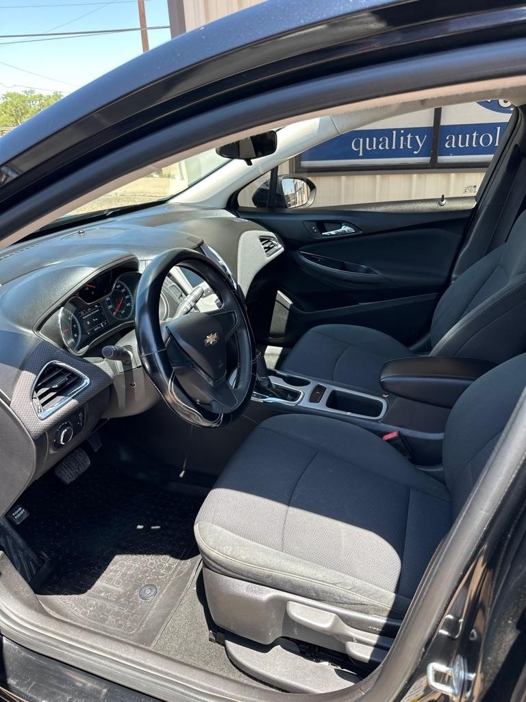 Chevrolet Cruze LS Auto 2017