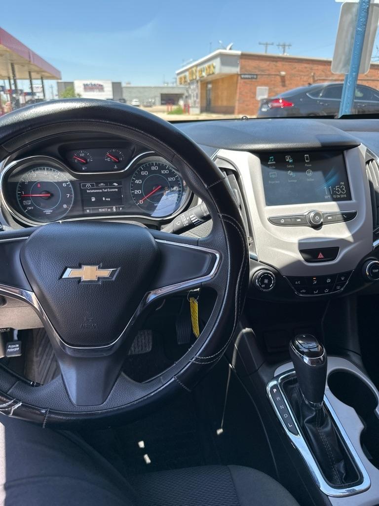 Chevrolet Cruze LS Auto 2017