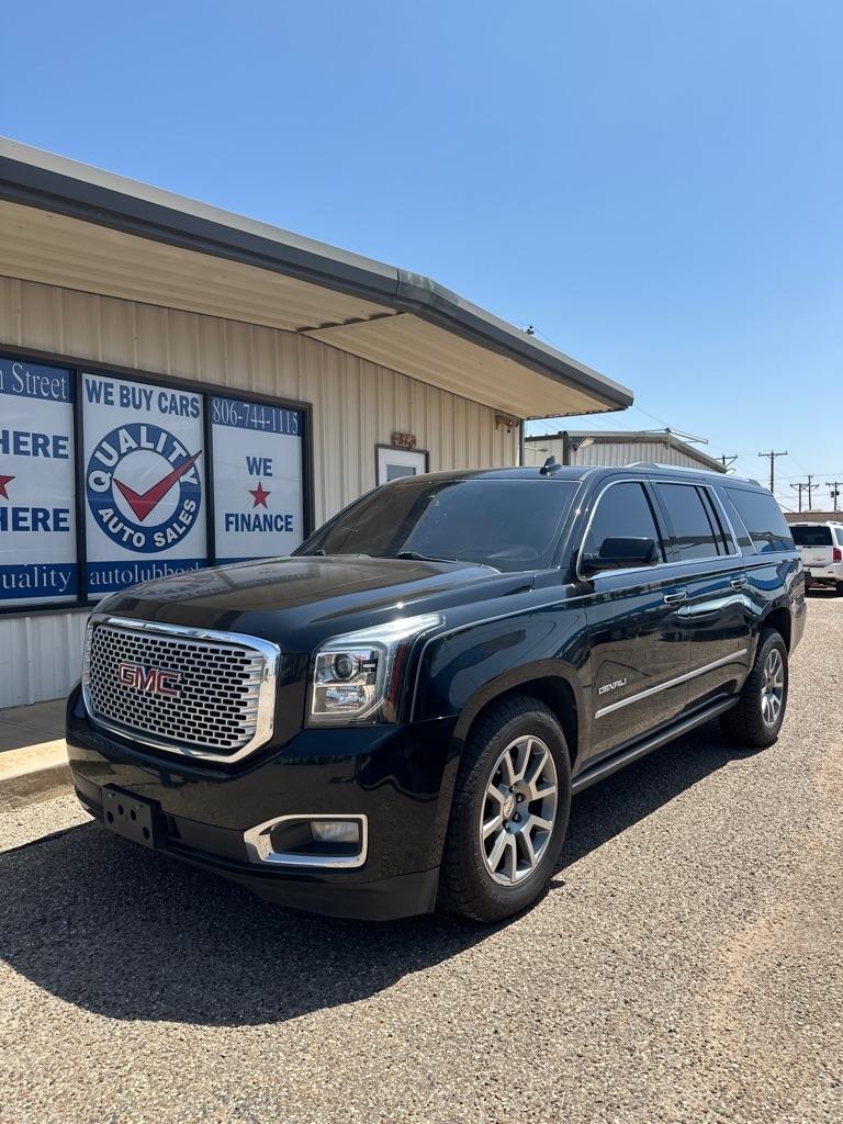 GMC Yukon XL Denali 4WD 2017